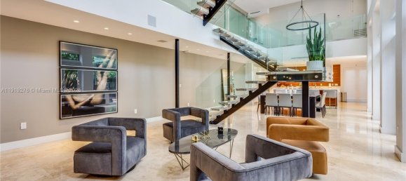 5 Schlafzimmer Villa in Miami, USA, Nr. 615267 2
