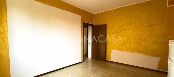 3 rooms Apartment in San Donato Milanese, Italy No. 266710 8