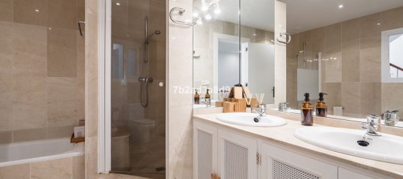 4 Schlafzimmer Stadthaus in La Quinta, Spain, Nr. 142170 20