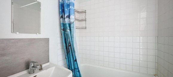 Studio in Troyes, France No. 218887 18