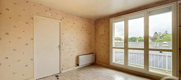 Studio in Troyes, France No. 218887 8