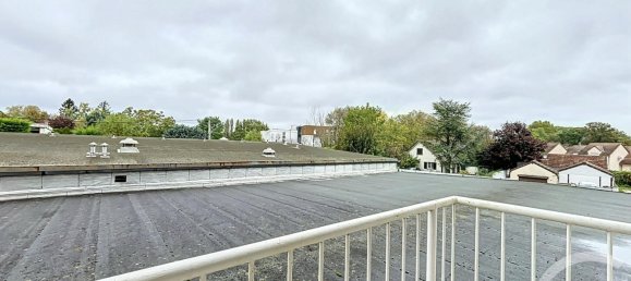 Studio in Troyes, France No. 218887 16