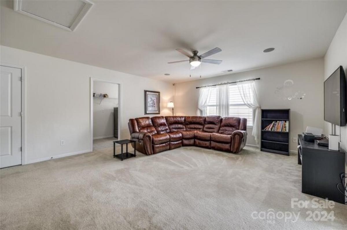 5 Schlafzimmer Haus in Concord, USA, Nr. 257409