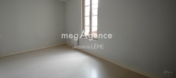 Gebäude in Niort, France 202m², Nr. 99440 2