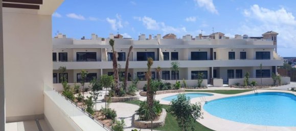 2 bedrooms House in Torrevieja, Spain No. 48350 14