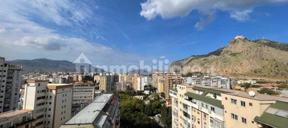 Пентхаус с 3 спальнями в Палермо, Италия № 172137 4