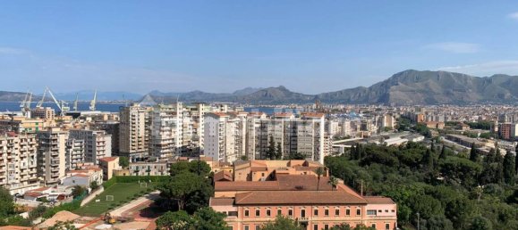 Пентхаус с 3 спальнями в Палермо, Италия № 172137 45