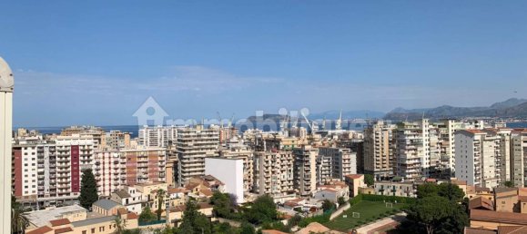 Пентхаус с 3 спальнями в Палермо, Италия № 172137 43