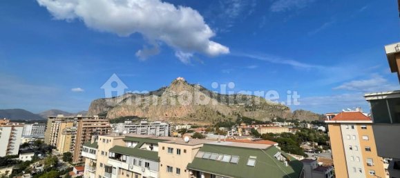 Пентхаус с 3 спальнями в Палермо, Италия № 172137 2