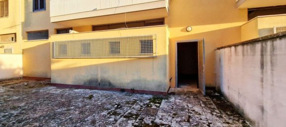  عقار تجاري في San Pietro in Lama, Italy 120متر مربع رقم 374905 4