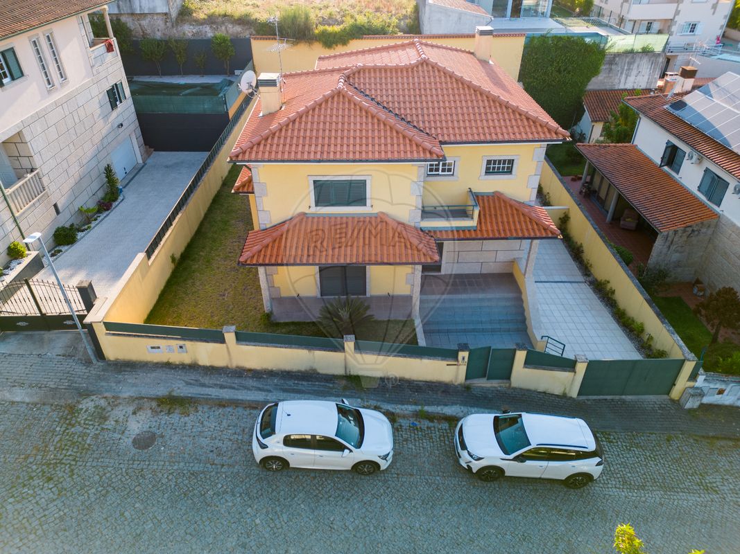 5 bedrooms House in Amarante, Portugal No. 173888