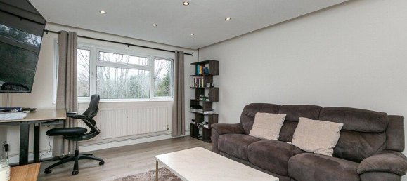 2 bedrooms Maisonette in Caterham, United Kingdom No. 12254 2