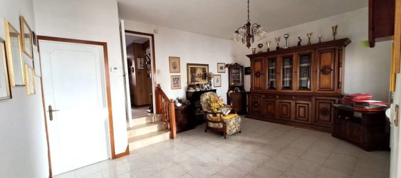5 rooms House in Perugia, Italy No. 113236 23