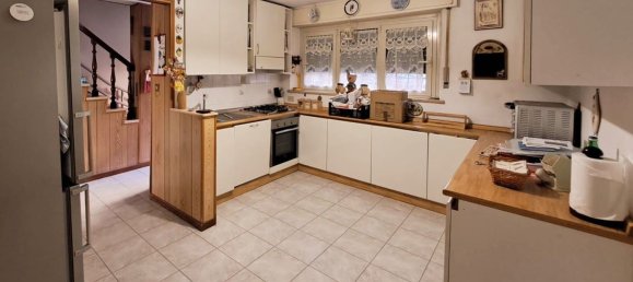 5 rooms House in Perugia, Italy No. 113236 12