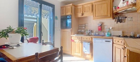 4 bedrooms House in Inzinzac-Lochrist, France No. 206634 3