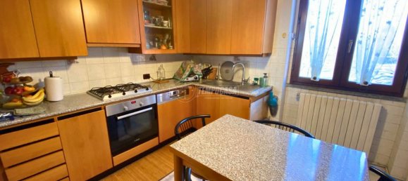 4-Zimmer Wohnung in Usmate Velate, Italy, Nr. 13195 7