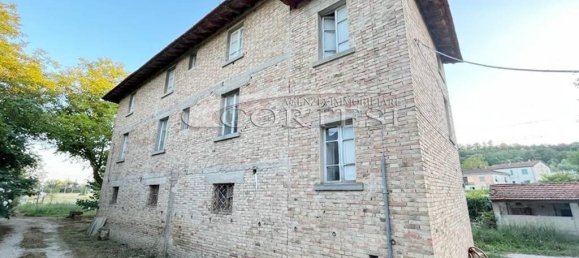 5 rooms House in Città di Castello, Italy No. 91250 24