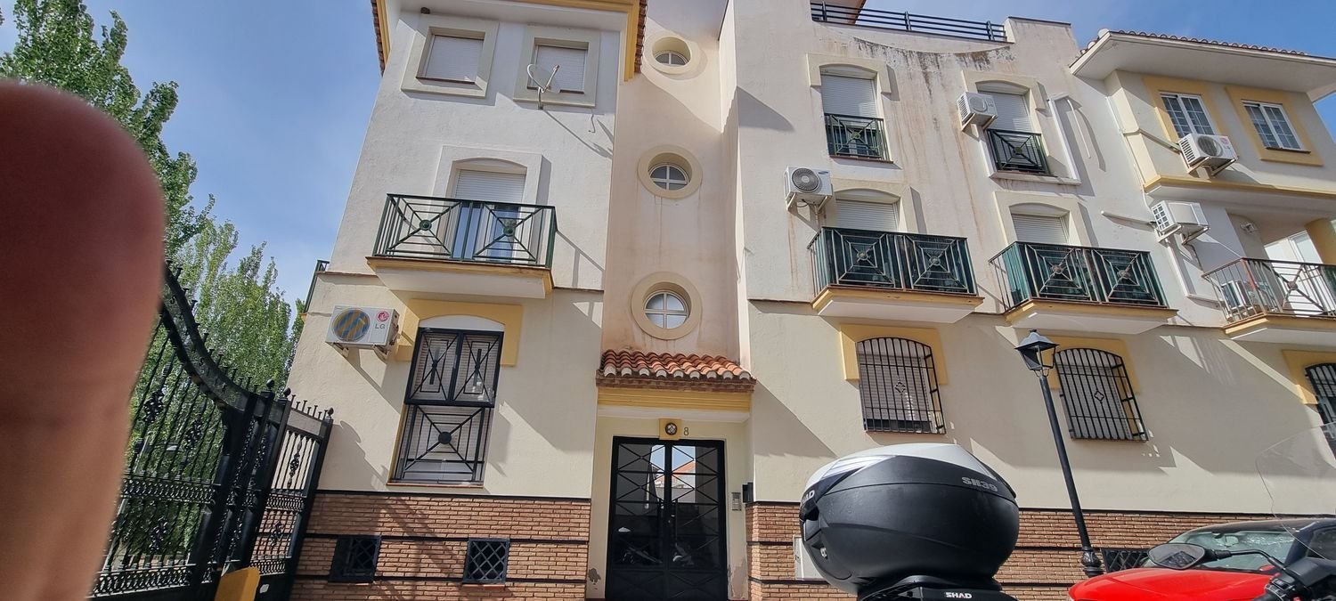 Apartamento de 2 dormitorios en Granada, Spain No. 194737