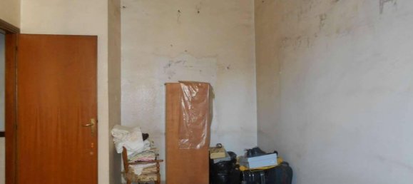 3 rooms Apartment in Afragola, Italy No. 123470 9