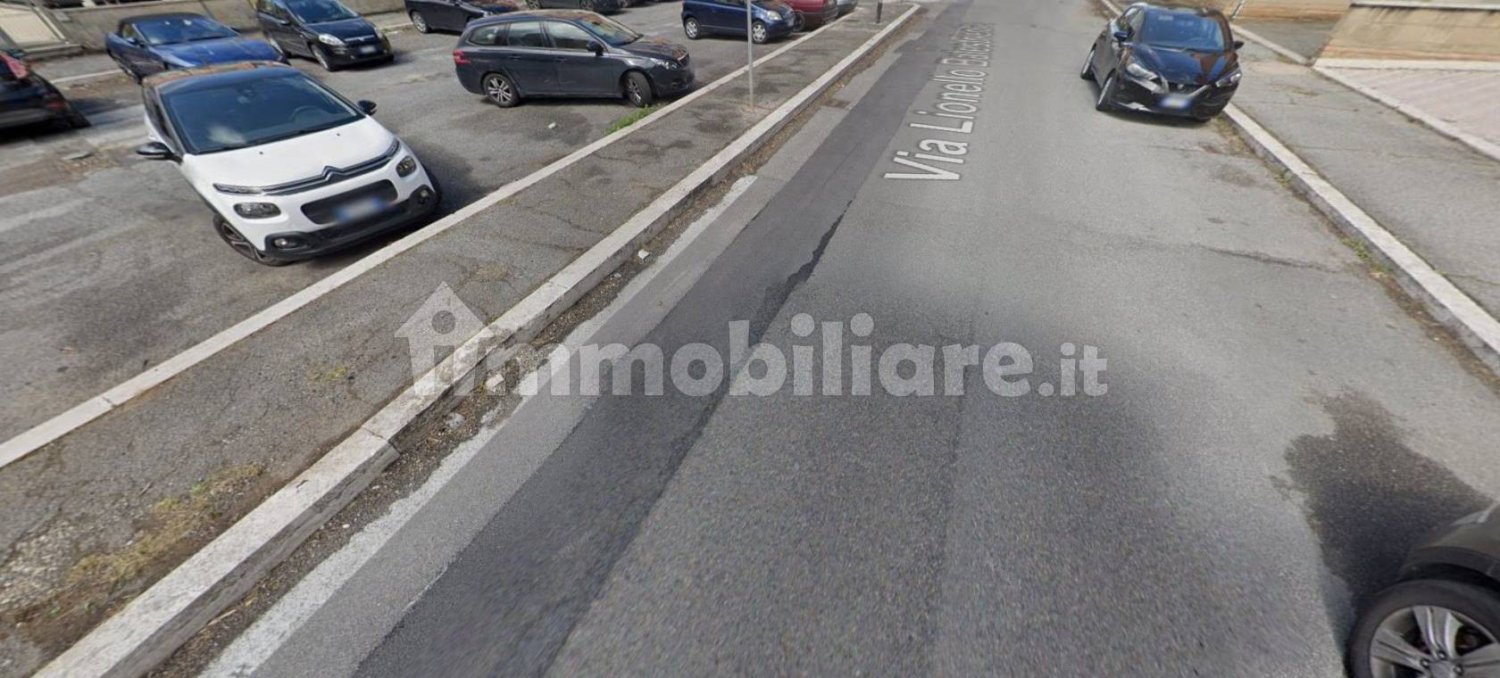  مرآب في Rome, Italy 90متر مربع رقم 292168