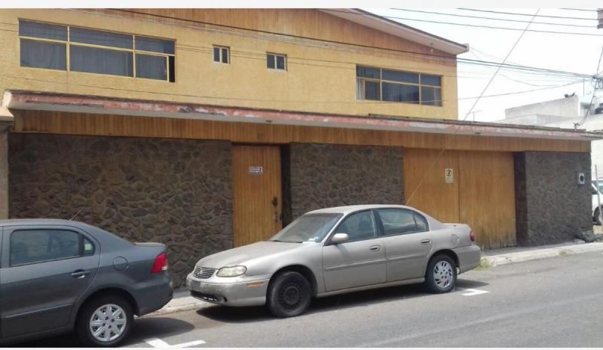 4 bedrooms House in Queretaro, Mexico No. 179454