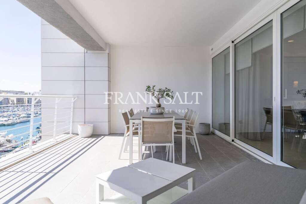 3 chambres Appartement à Ta' Xbiex, Malta No. 10482