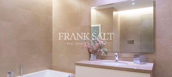 3 chambres Appartement à Ta' Xbiex, Malta No. 10482 5