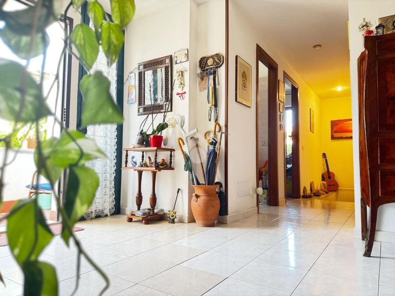 5 rooms Apartment in Anguillara Sabazia, Italy No. 286680