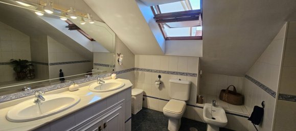 5 bedrooms Penthouse in Fuengirola, Spain No. 99024 4