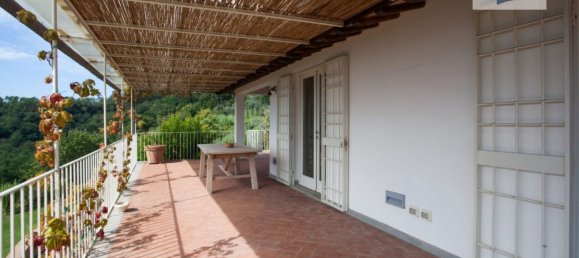 8 bedrooms Villa in Lucca, Italy No. 377447 11