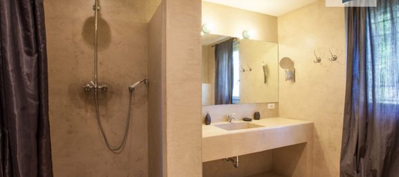 8 bedrooms Villa in Lucca, Italy No. 377447 19