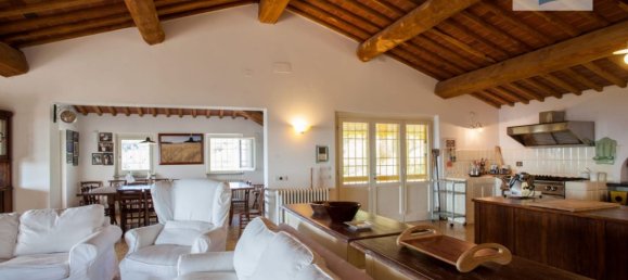 8 bedrooms Villa in Lucca, Italy No. 377447 26