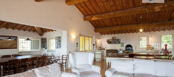 8 bedrooms Villa in Lucca, Italy No. 377447 28