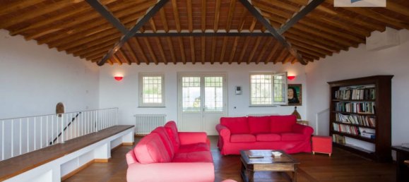 8 bedrooms Villa in Lucca, Italy No. 377447 12