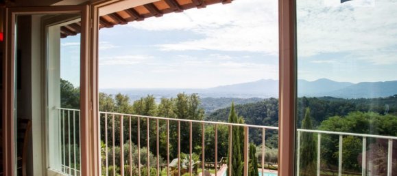 8 bedrooms Villa in Lucca, Italy No. 377447 13