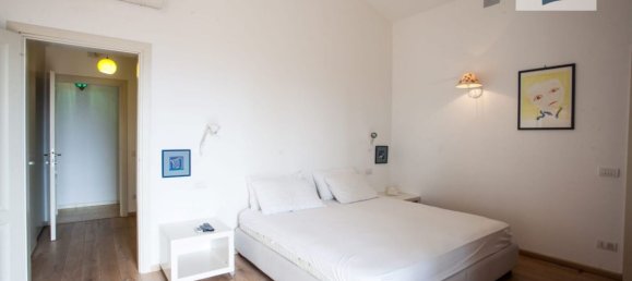 8 bedrooms Villa in Lucca, Italy No. 377447 23