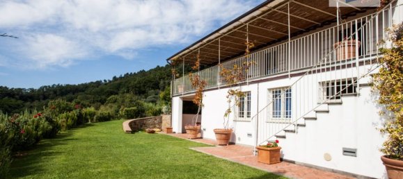 8 bedrooms Villa in Lucca, Italy No. 377447 8