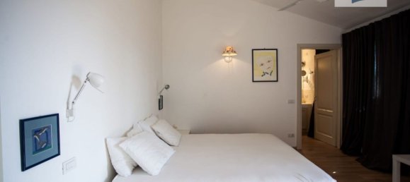 8 bedrooms Villa in Lucca, Italy No. 377447 24