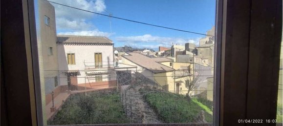 2 bedrooms Apartment in Enna, Italy No. 355409 3