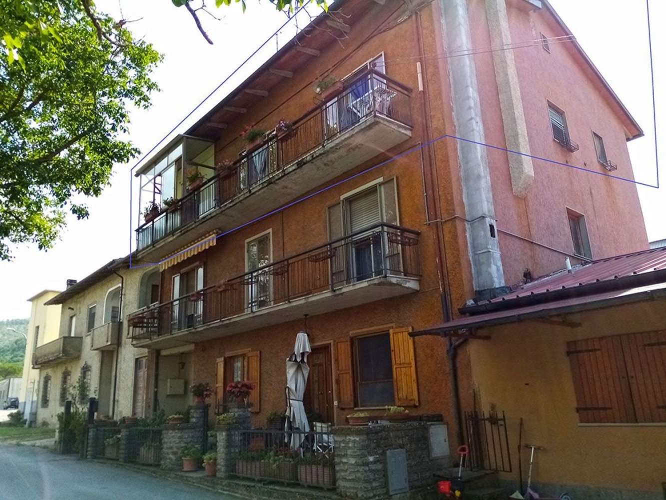 6-salle Appartement à Bibbiena, Italy No. 194863