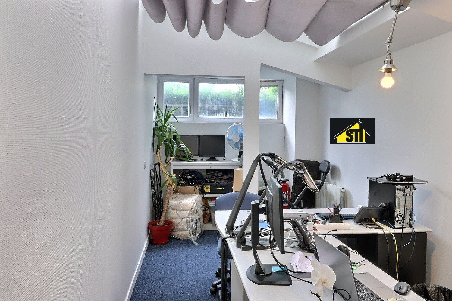 Büro in Paris, France 85m², Nr. 172088