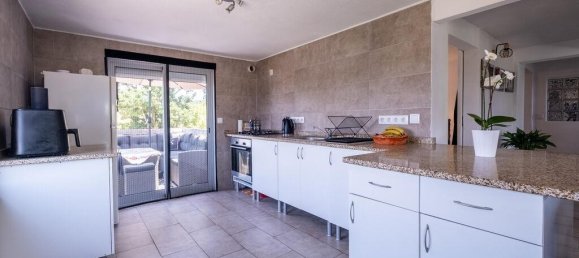 3 bedrooms House in Oliveira do Hospital, Portugal No. 208846 7