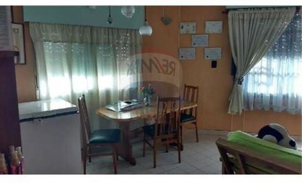 4 غرف نوم منزل في Tres de Febrero, Argentina رقم 9932