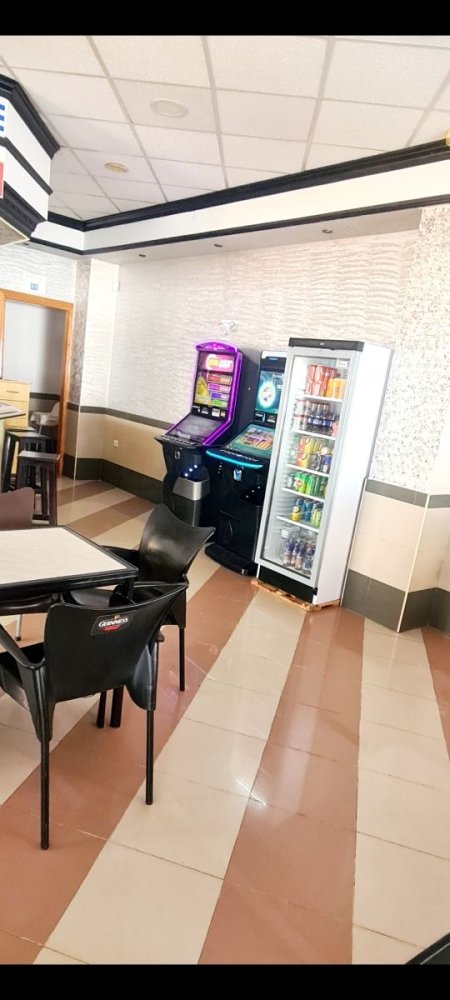 250m² Commercial property in Torre del Mar, Spain No. 142006