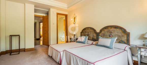 Дом с 7 спальнями в Алкобендас, Испания № 19722 29