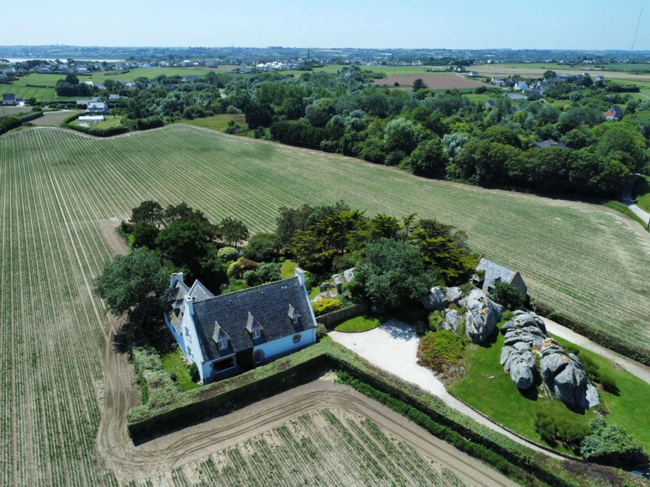 6 bedrooms Villa in Finistere, France No. 349462