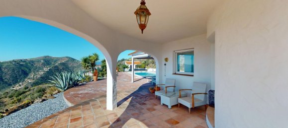 3 bedrooms Villa in Arenas, Spain No. 131058 34