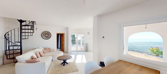 3 bedrooms Villa in Arenas, Spain No. 131058 58