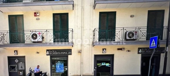 5-salle Propriété commerciale à Pozzuoli, Italy No. 211762 5