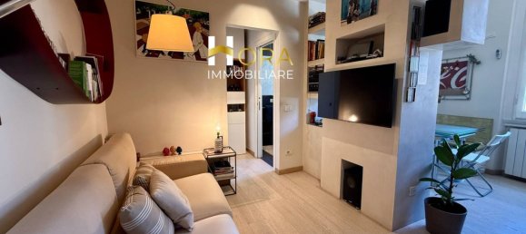 3 bedrooms Apartment in Florence, Italy No. 355917 2